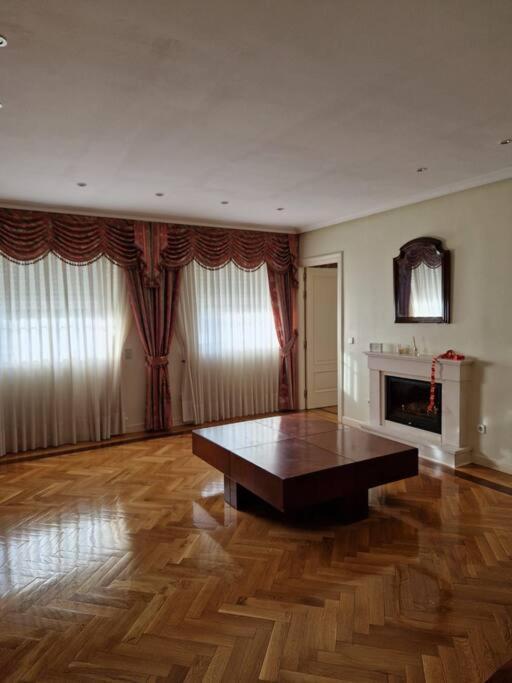 La Casona Imperial Villa Alpedrete Ngoại thất bức ảnh